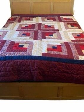 Vintage Hand Stitched Log Cabin Quilt Queen 83x84